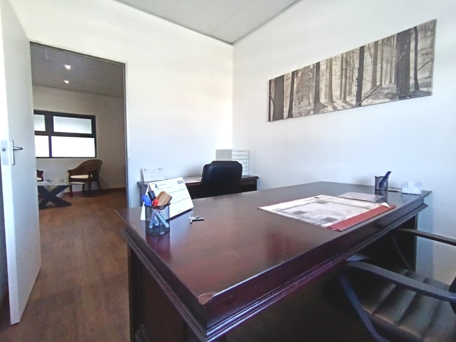 To Let Commercial Property for Rent in Fairview Eastern Cape